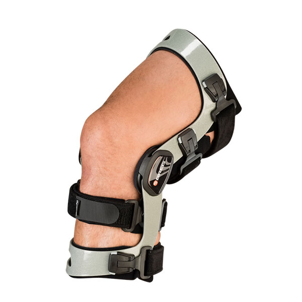 Axiom_Elite_Dynamic-ACL-functional-knee-brace-medial-600px