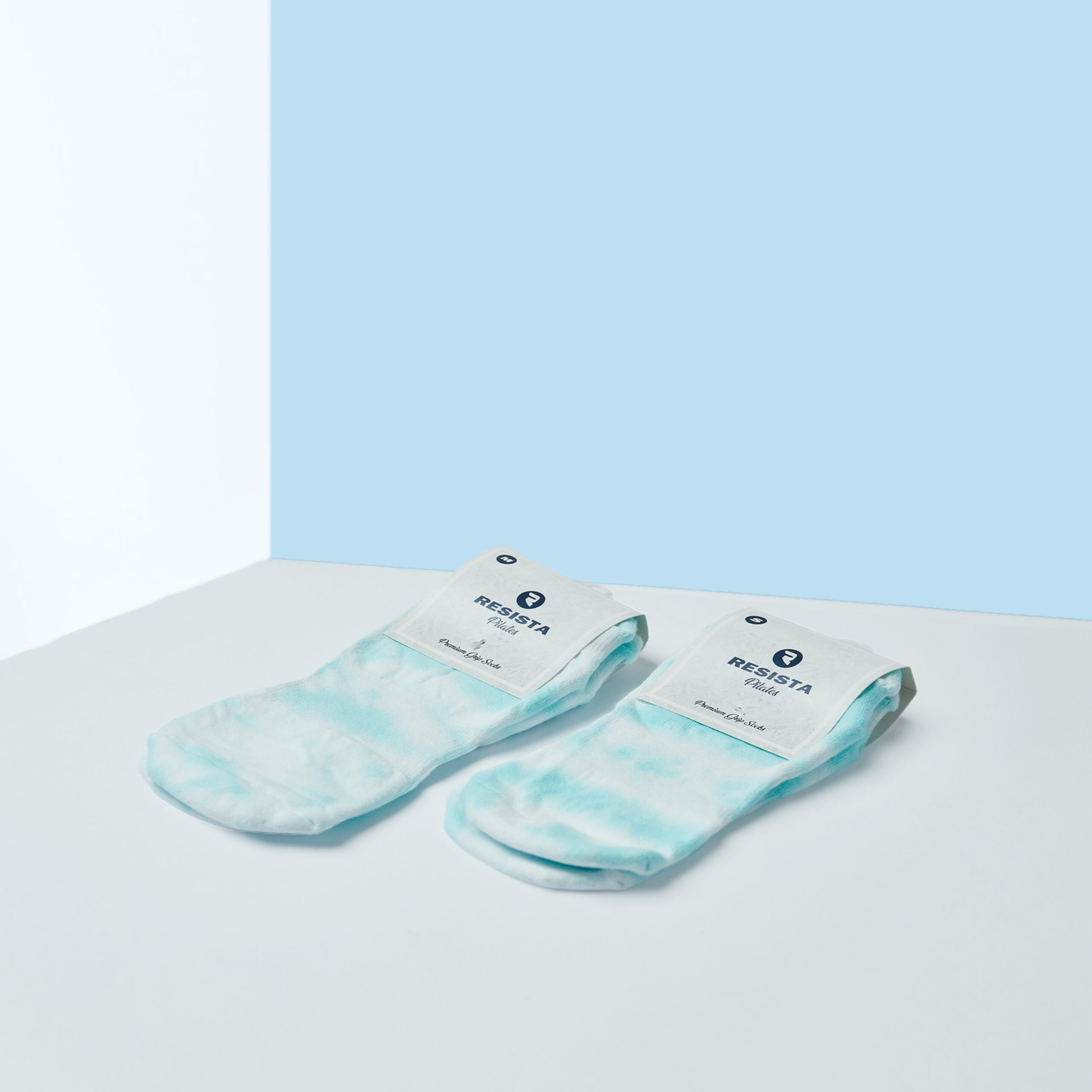 APE MEDICAL product photography_light blue socks_B blue