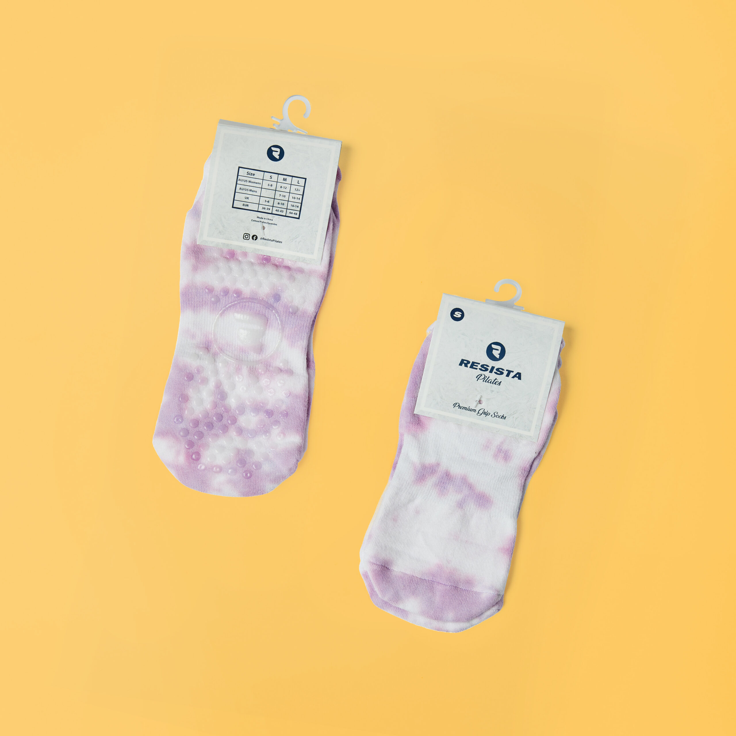 APE MEDICAL product photography_purple socks2_B yellow