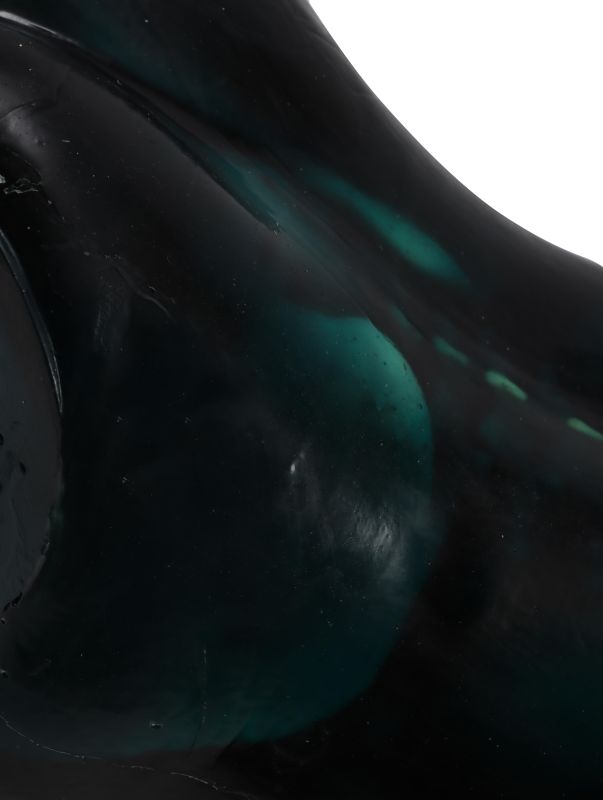 9100_4_800x800 A close-up of a black and green glass object, showcasing its intricate design and vibrant colors.