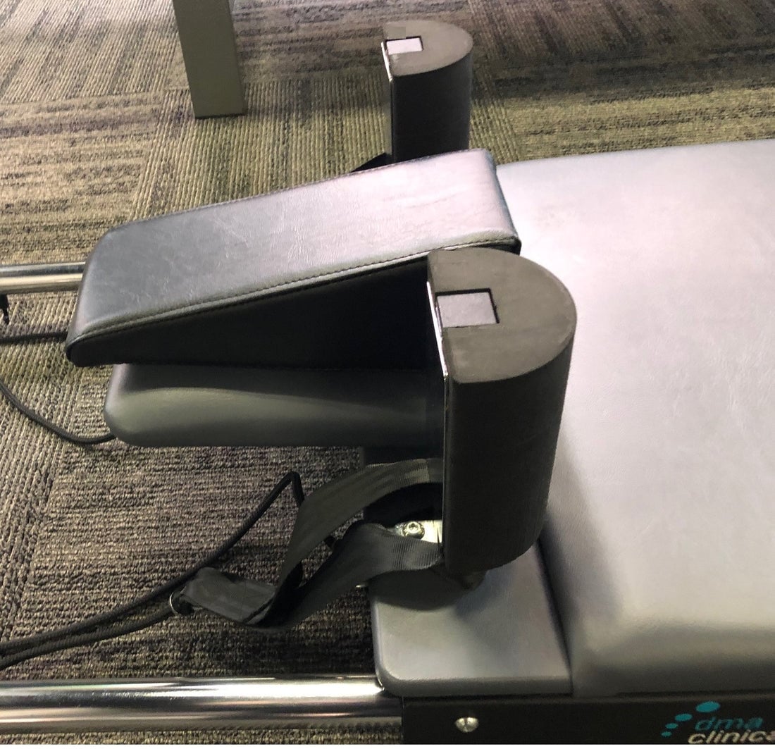Neck-Wedge-Pillow-1-1_1100x