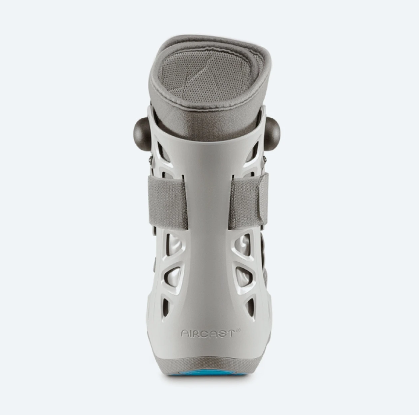 44 Aircast AirSelect Short Walking Boot